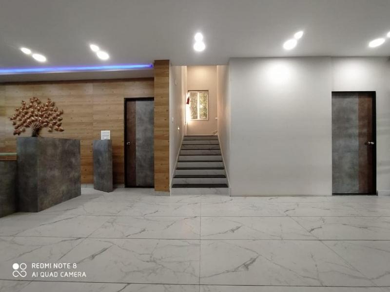 Oyo 80228 Hotel Richa Halol Экстерьер фото